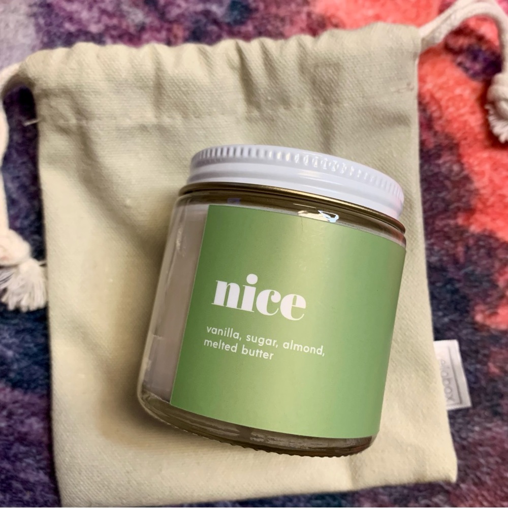 💜 VellaBox Nice Candle - Limited Edition Holiday Scented Candle NWT